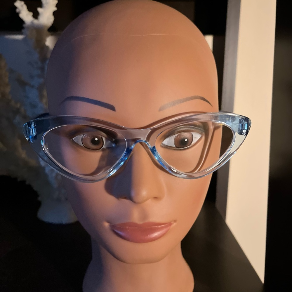 Betsey Johnson Cat Eye Readers +2.00